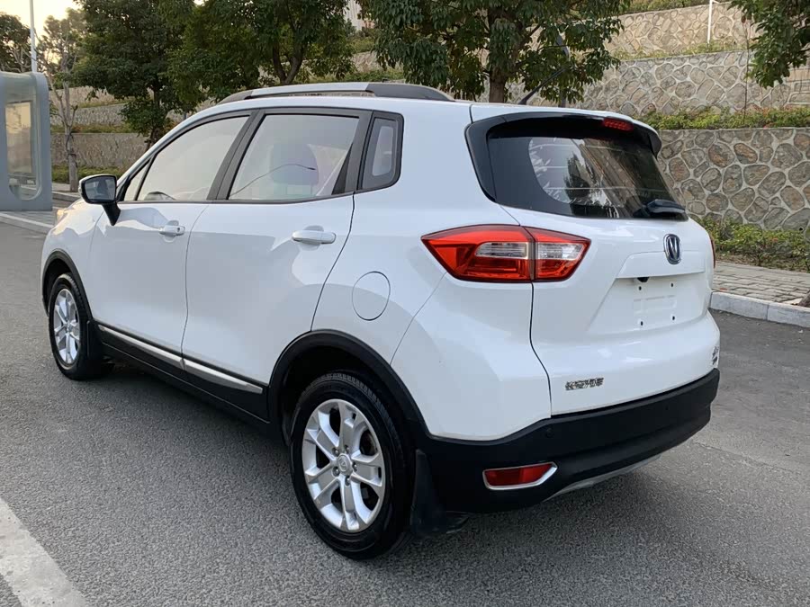 Changan CS15 2016 car image #11
