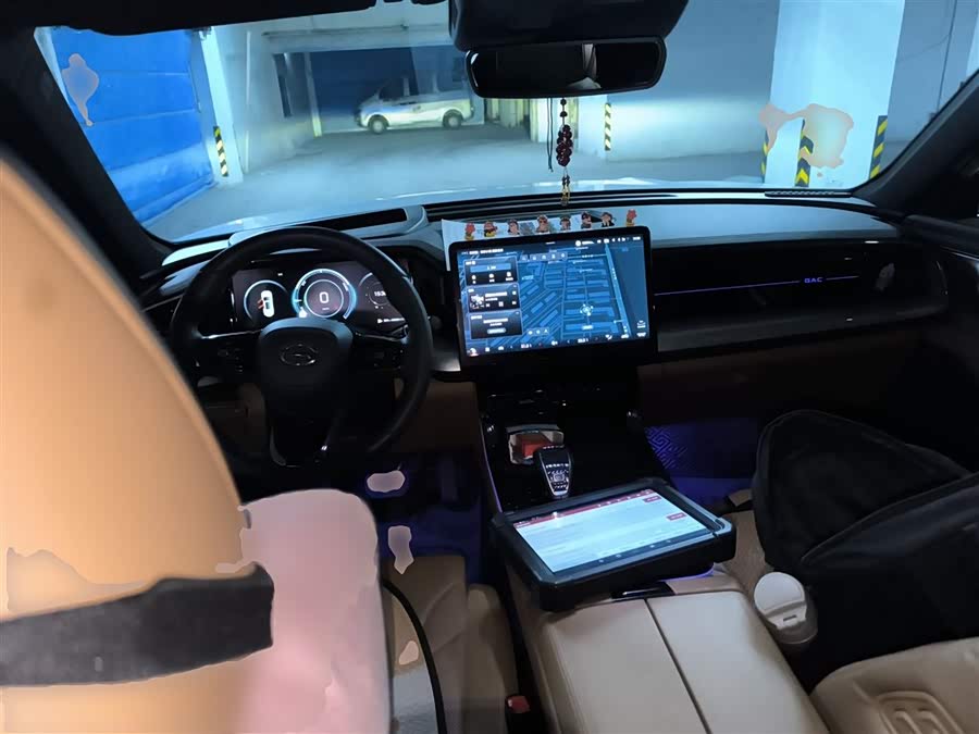 GAC Trumpchi ES9 2024 #11 GAC Trumpchi ES9 2024 car image #11