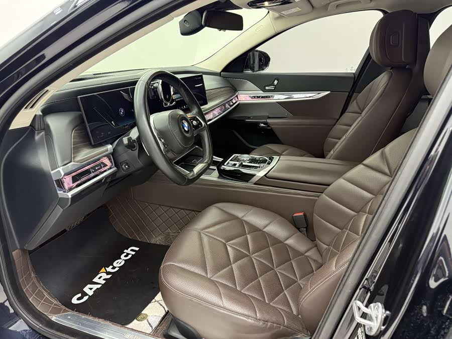 BMW 7 Series 2023 #11 BMW 7 Series 2023 car image #11