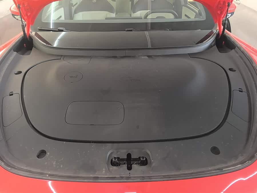 Avatr 06 2025 car image #11