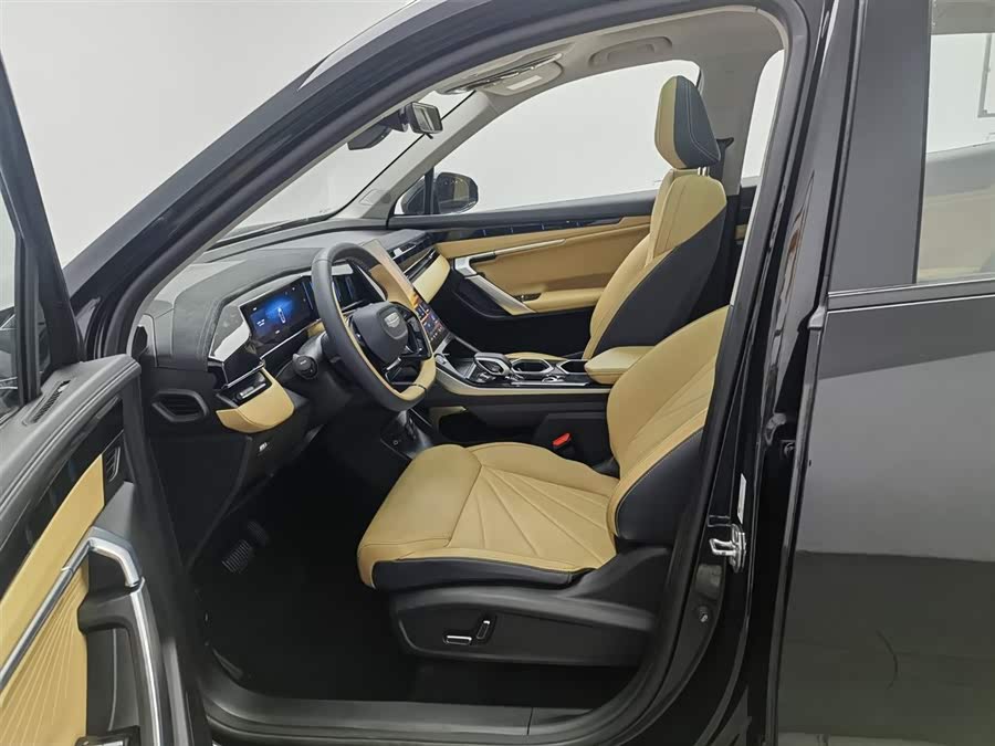 GEELY Boyue L 2024 car image #11
