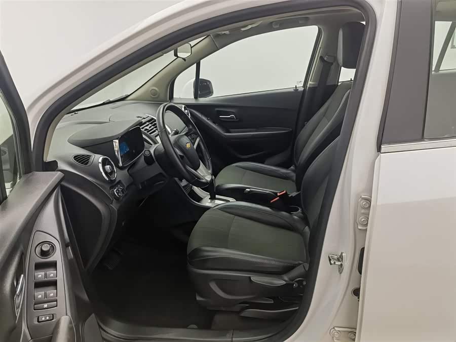 Chevrolet Tracker 2016 car image #11