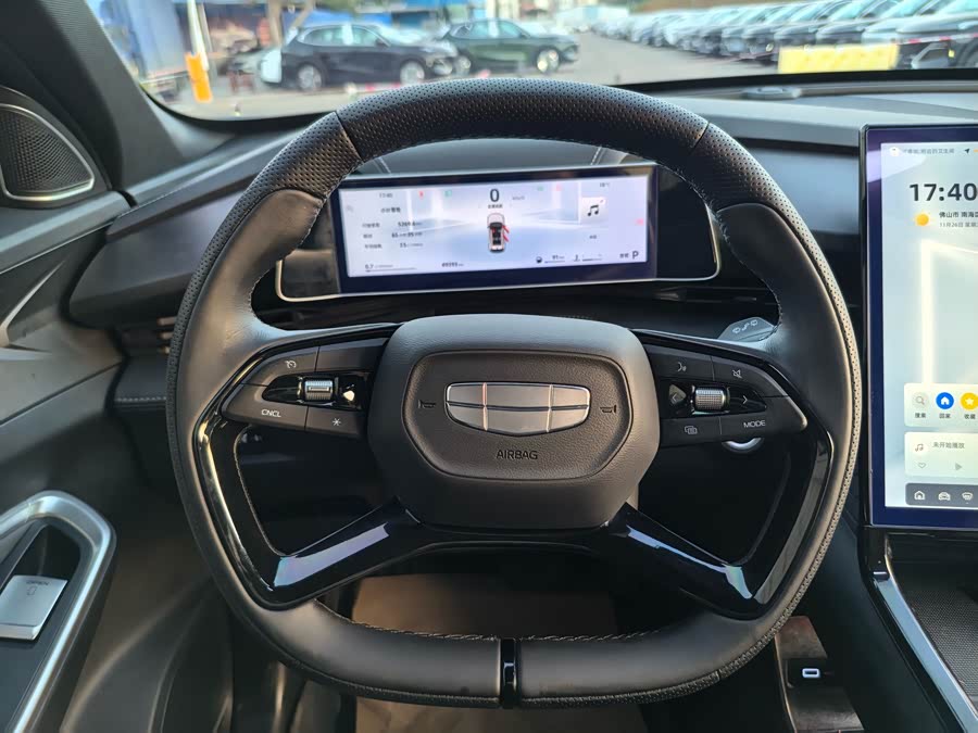 GEELY Boyue 2023 car image #11