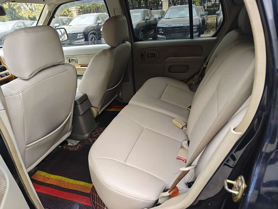 日产 日产帕拉丁 2007 汽车图片 #11