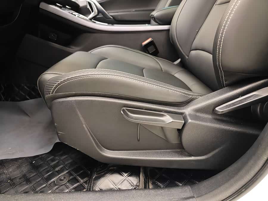 GEELY Boyue 2021 car image #11