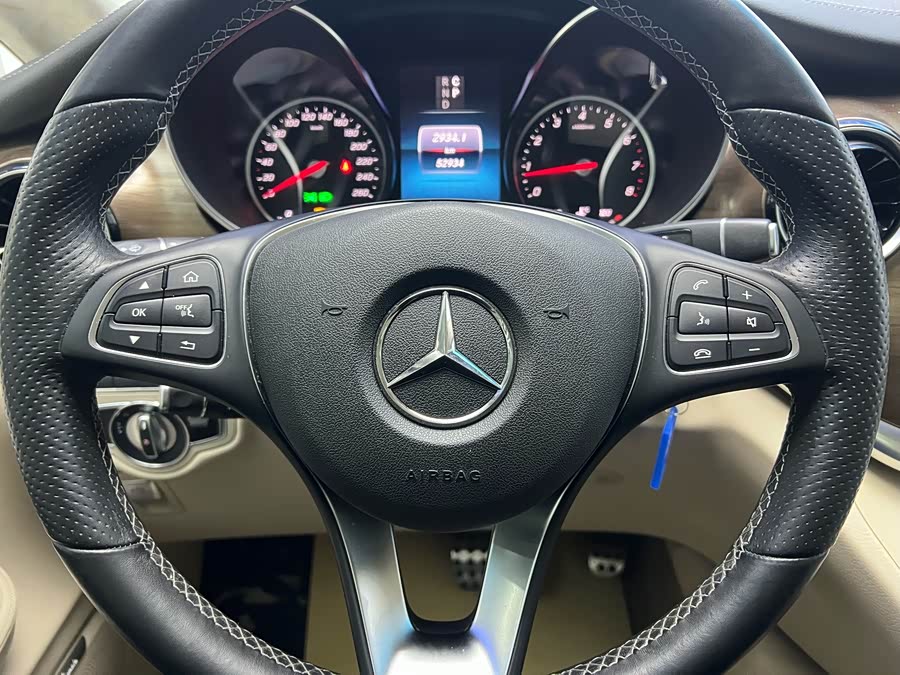 Mercedes-Benz V Class 2021 #11 Mercedes-Benz V Class 2021 car image #11