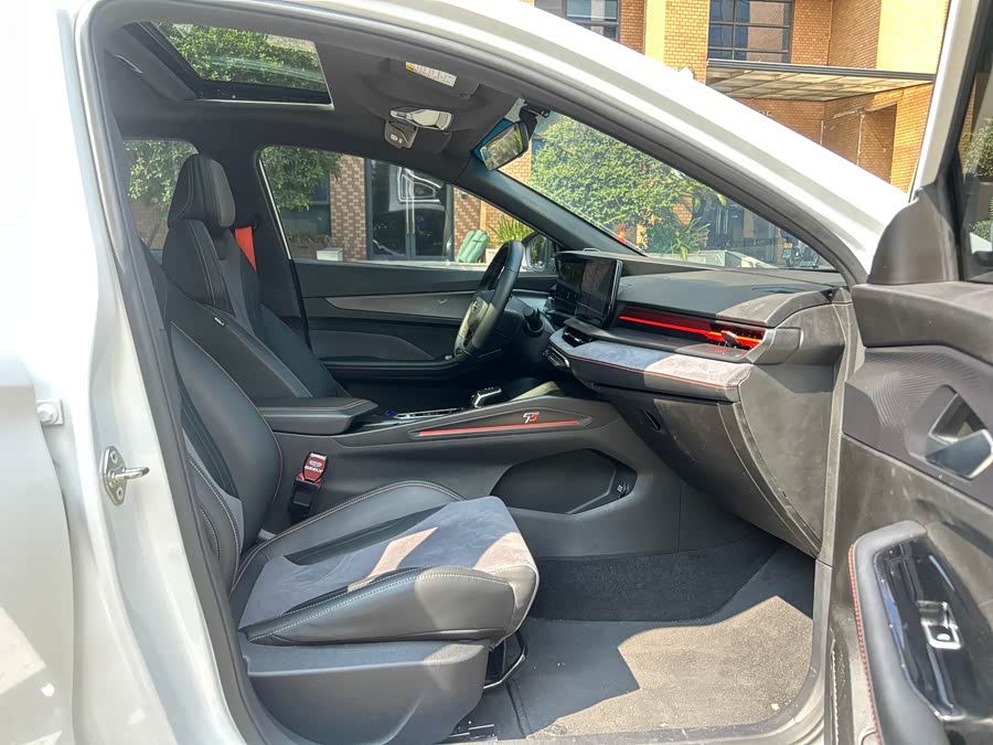 GEELY Binray 2022 car image #11