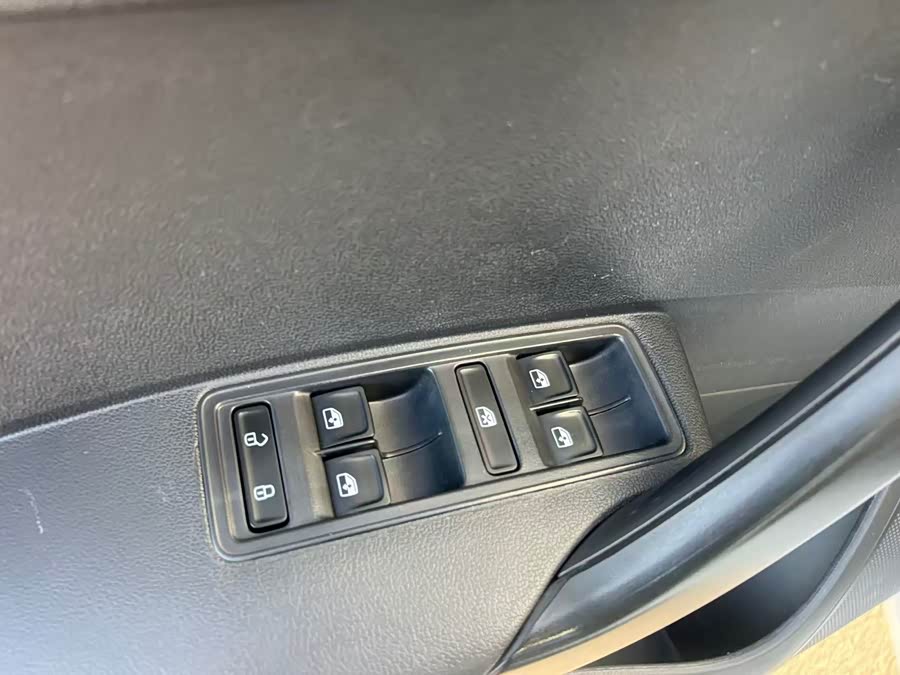 Volkswagen Santana 2021 car image #11