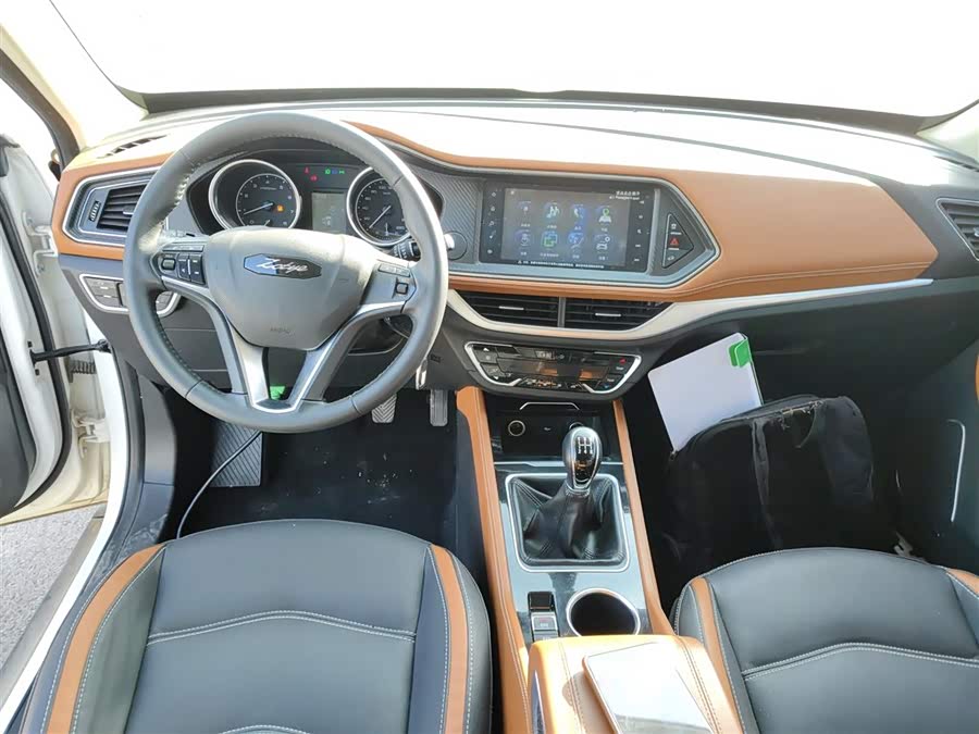 众泰 众泰T300 2018 汽车图片 #11