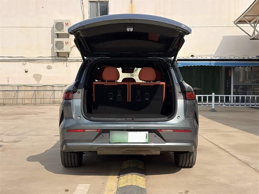 BYD Tang L 2025 #11 BYD Tang L 2025 car image #11