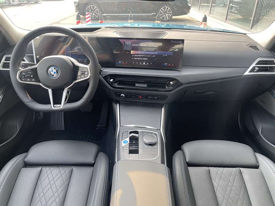 BMW i3 #11 BMW i3 car image #11