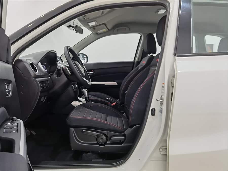 Soueast Vitara 2016 car image #11