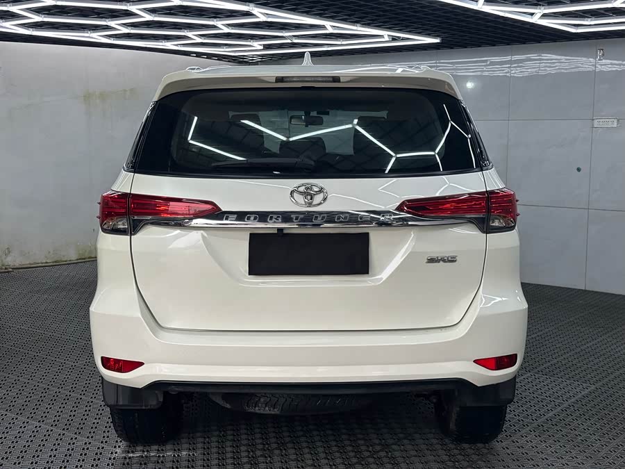 Toyota 2019 car image #11
