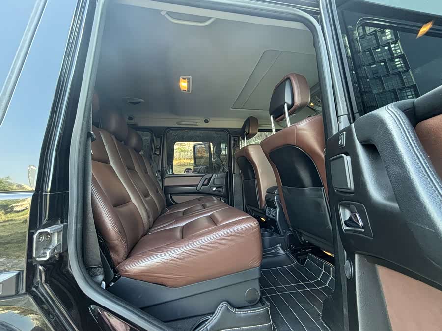 Mercedes-Benz G Class 2018 صورة سيارة #11