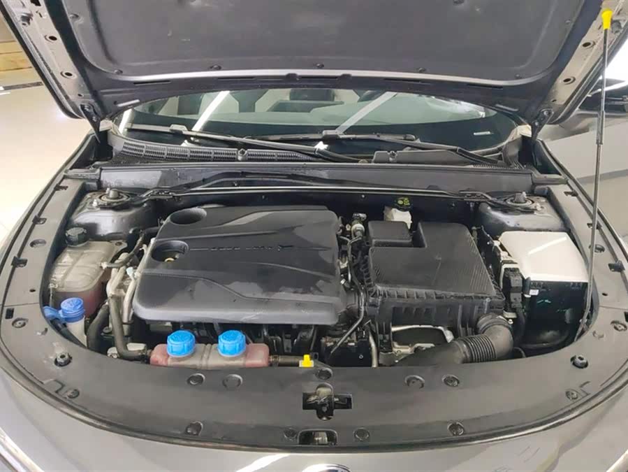 Changan UNI-V iDD 2024 #11 Changan UNI-V iDD 2024 car image #11