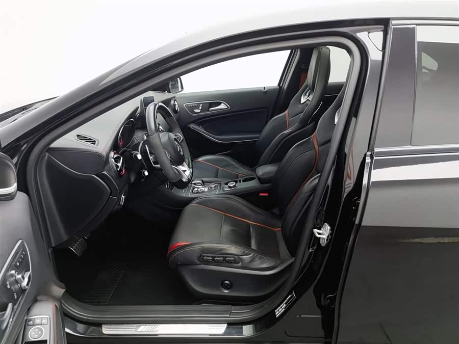 奔驰 奔驰A级AMG(进口) 2016 汽车图片 #11