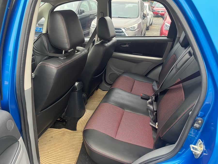 铃木 天语 SX4 2010 汽车图片 #11