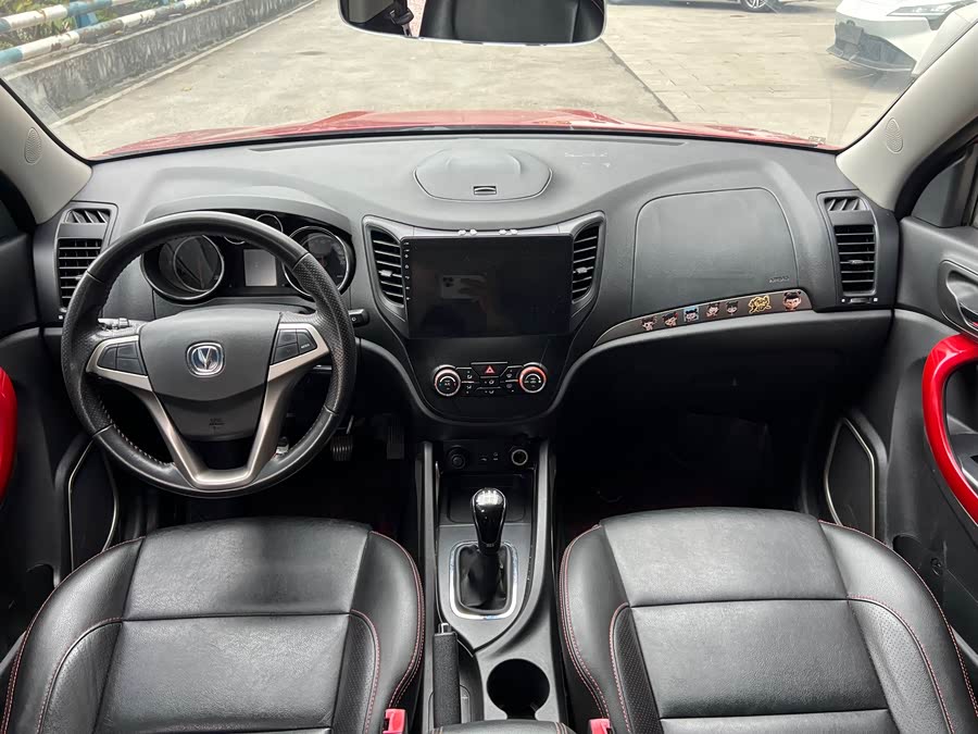 Changan CS35 2013 car image #11