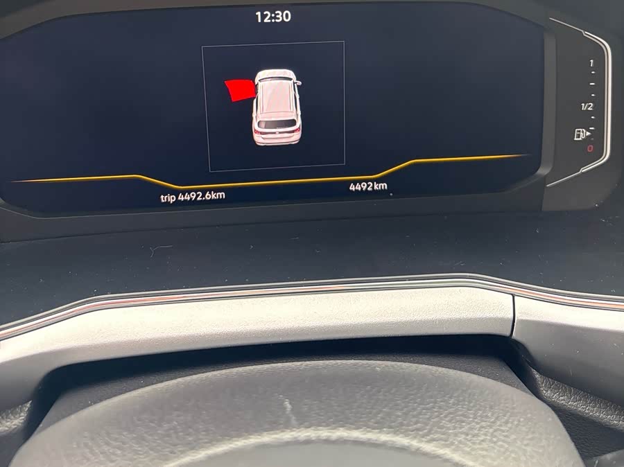 Volkswagen T-Cross 2024 car image #11