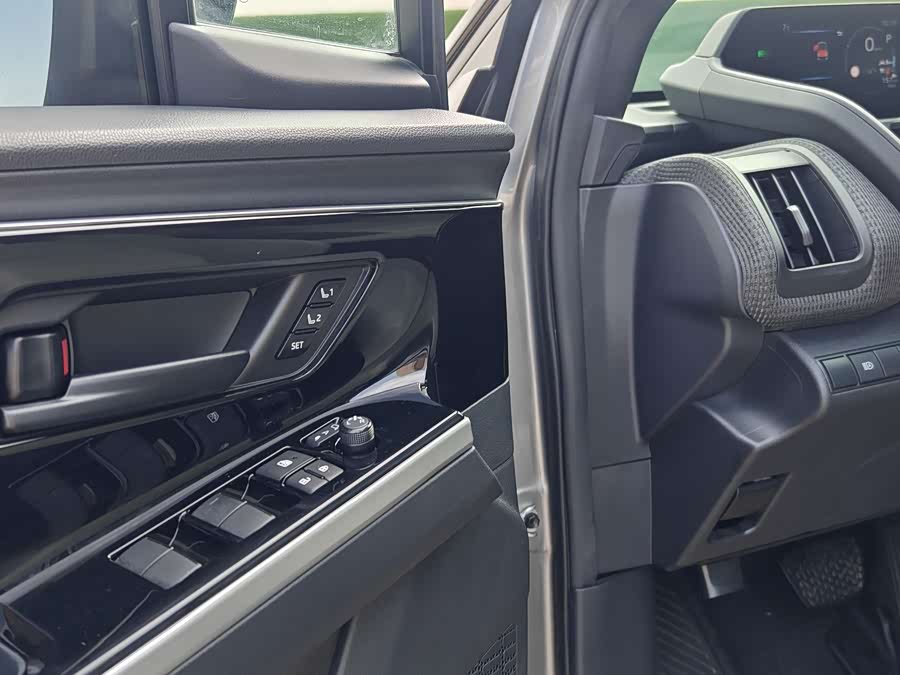 丰田 一汽丰田bZ4X 2021 汽车图片 #11