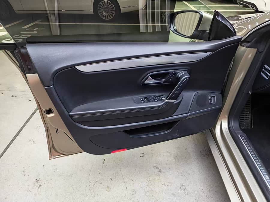 Volkswagen CC (FAW-Volkswagen) 2016 صورة سيارة #11