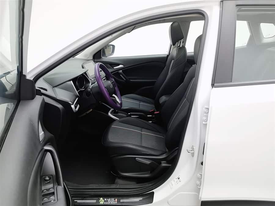 Chevrolet Tracker 2020 immagine di auto #11