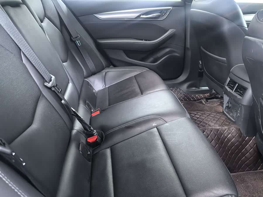 2023 car image #11