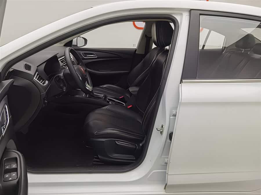 Roewe i5 2021 car image #11