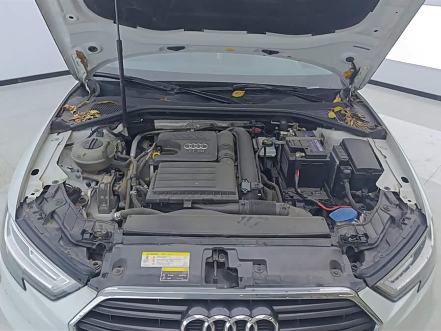 Audi A3 2019 car image #11