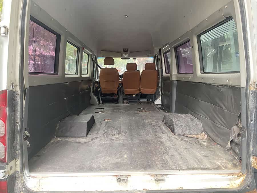 JAC 2017 #11 JAC 2017 car image #11