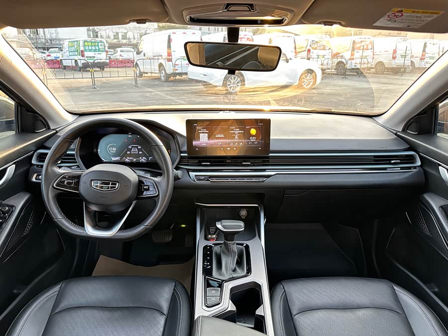 GEELY Emgrand 2022 immagine di auto #11