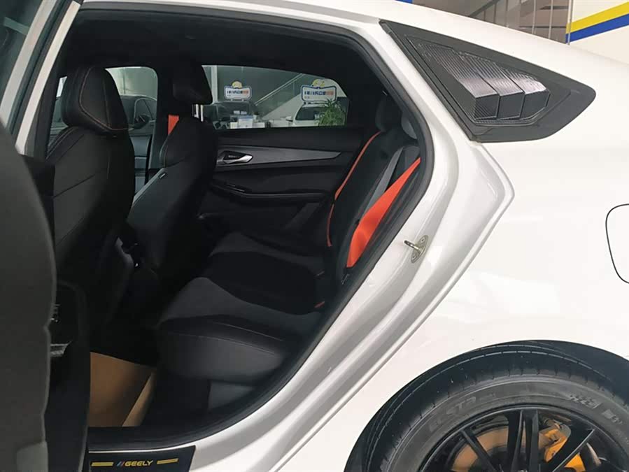 GEELY Binray 2022 car image #11