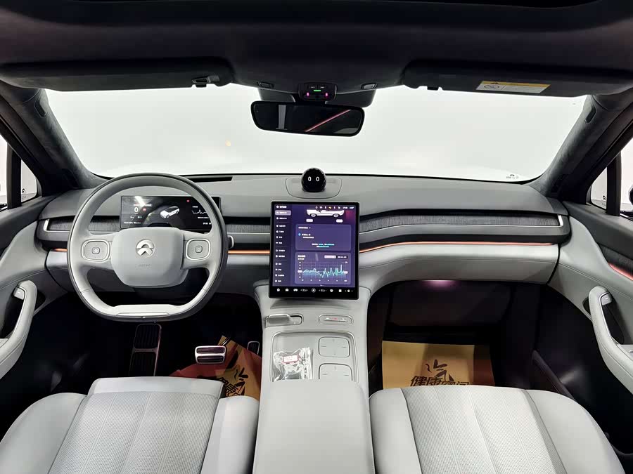 NIO ES8 2023 #11 NIO ES8 2023 car image #11