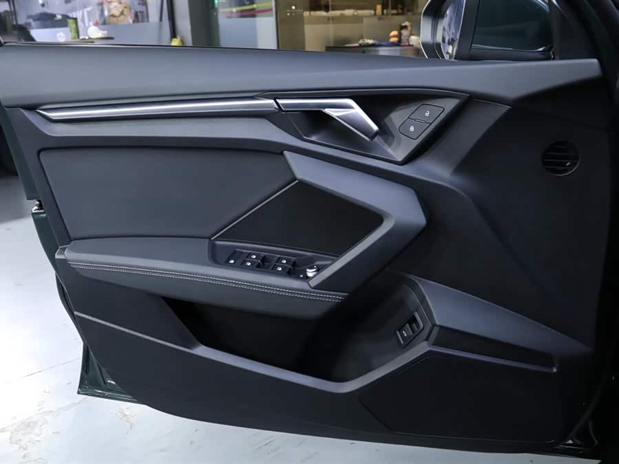 Audi A3 2022 car image #11
