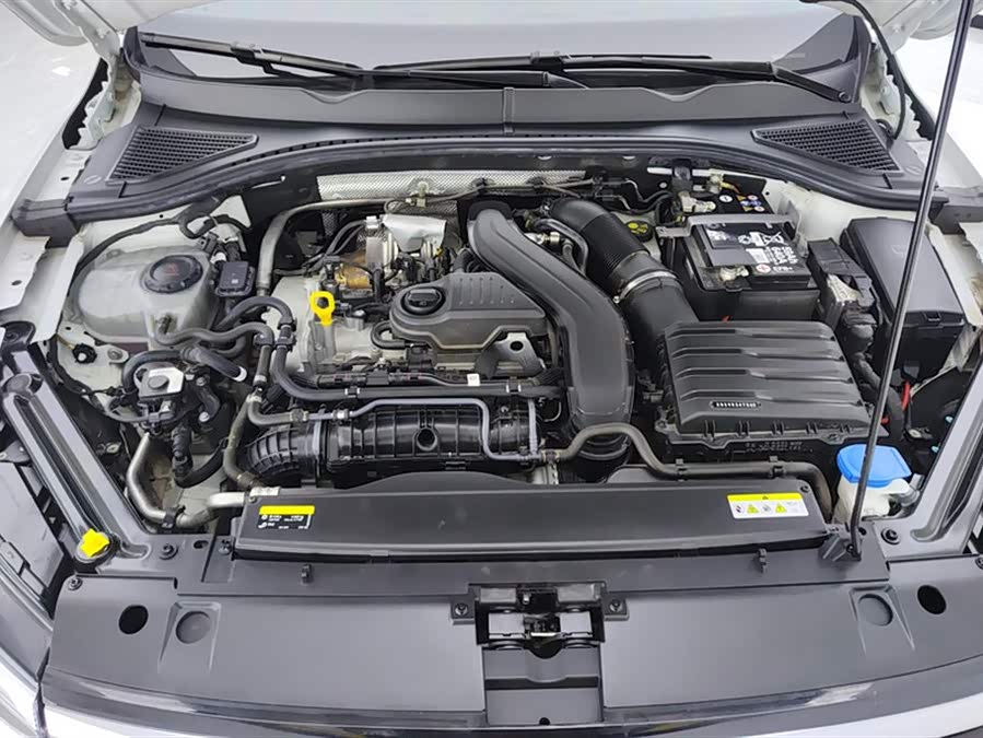 Volkswagen Bora 2024 imagem de carro #11