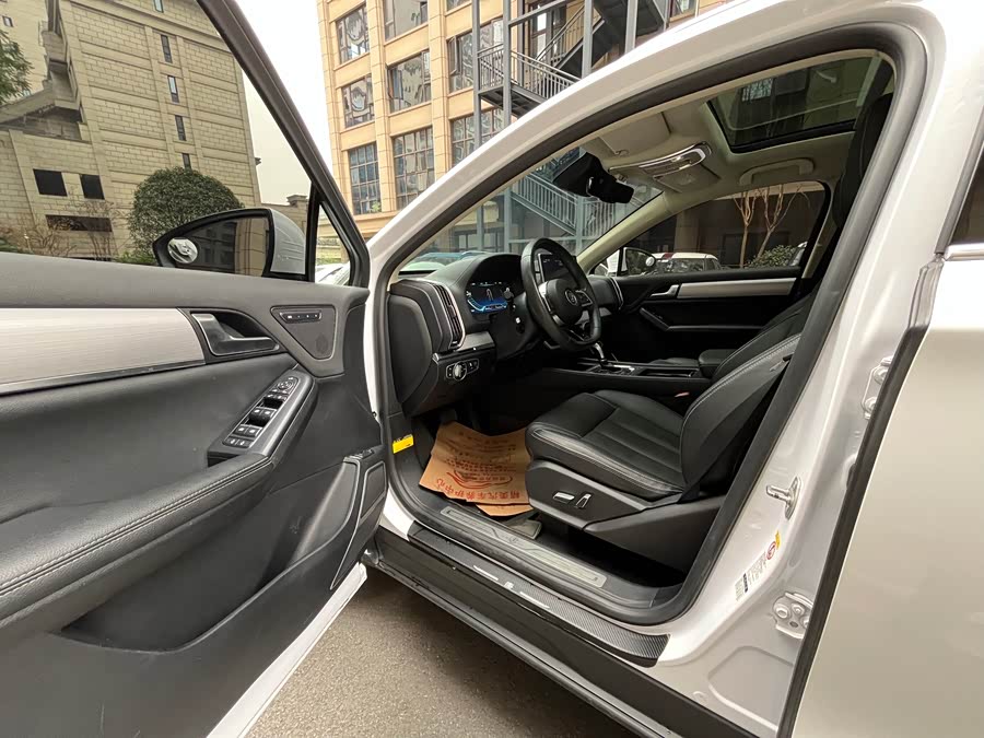 BYD Tang 2019 #11 BYD Tang 2019 car image #11