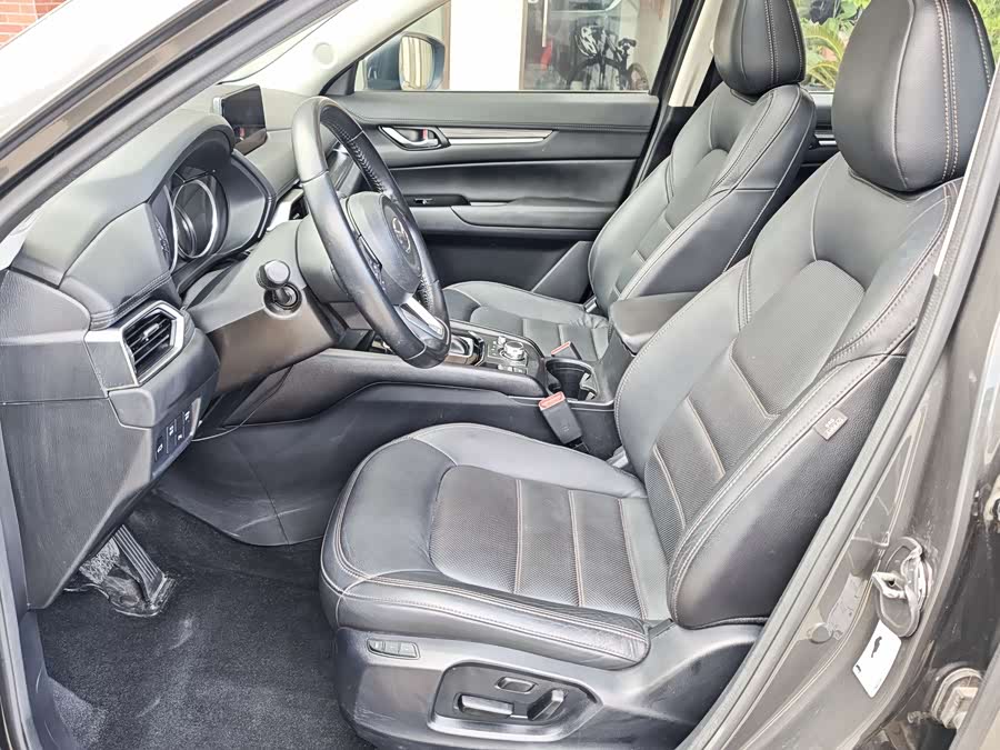 Mazda CX-5 2019 car image #11
