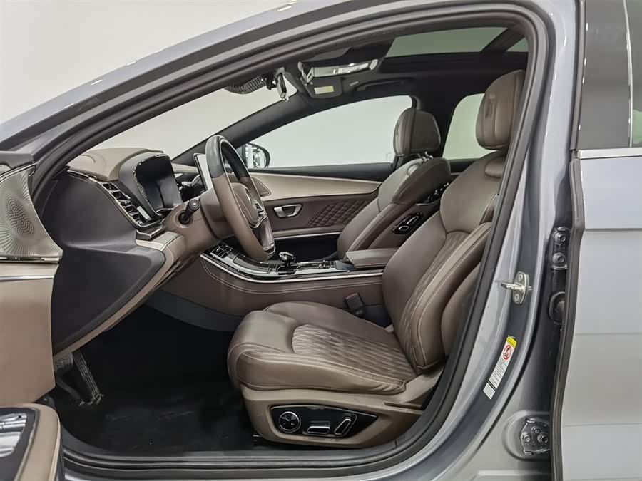 BYD Han 2022 car image #11