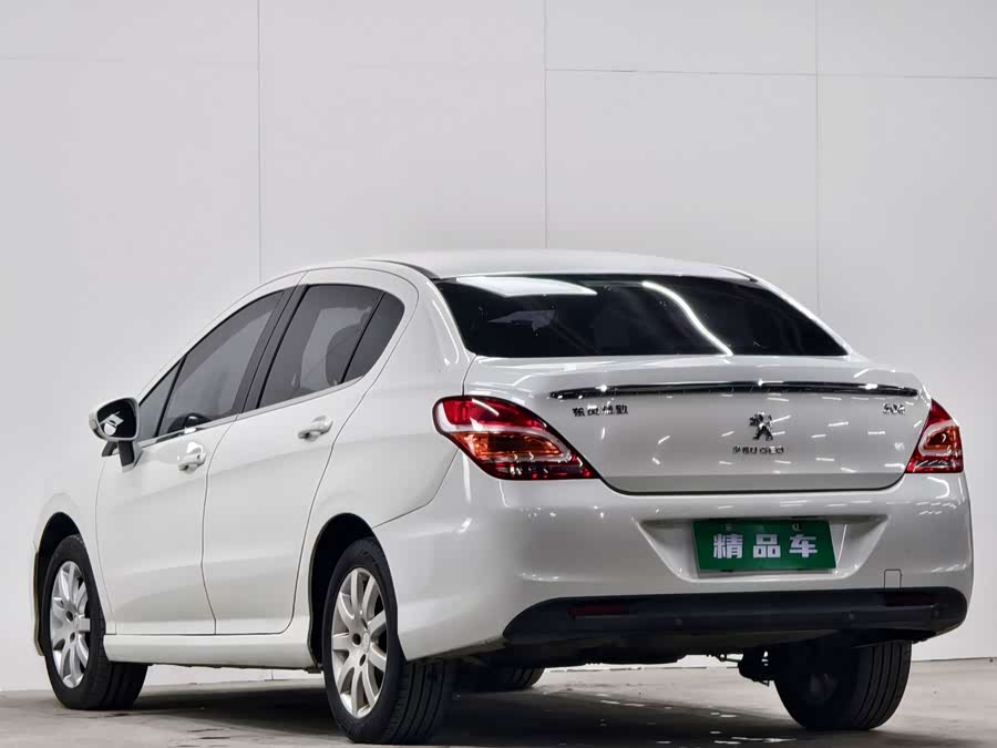 Peugeot 308 2014 car image #11