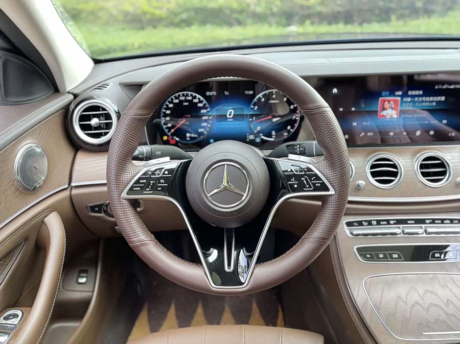 Mercedes-Benz E Class 2021 car image #11