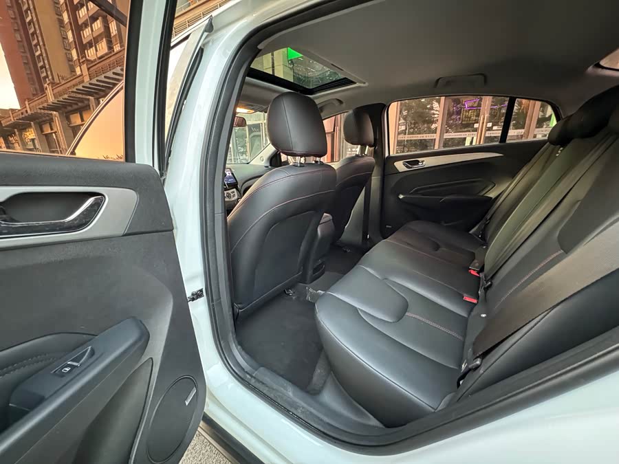 奇瑞 艾瑞泽5 2018 汽车图片 #11