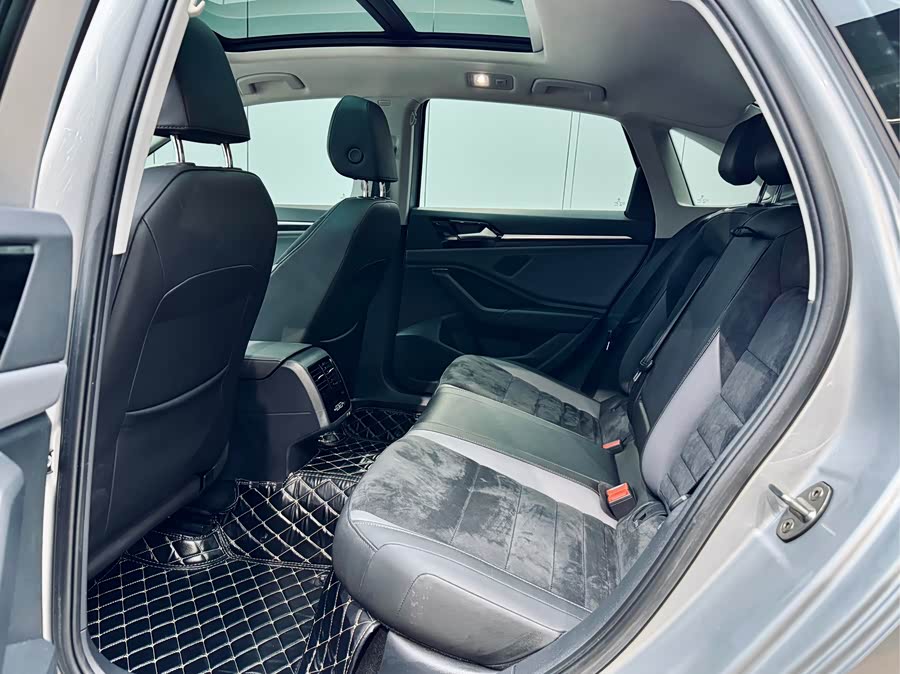 Volkswagen Sagitar 2020 imagem de carro #11