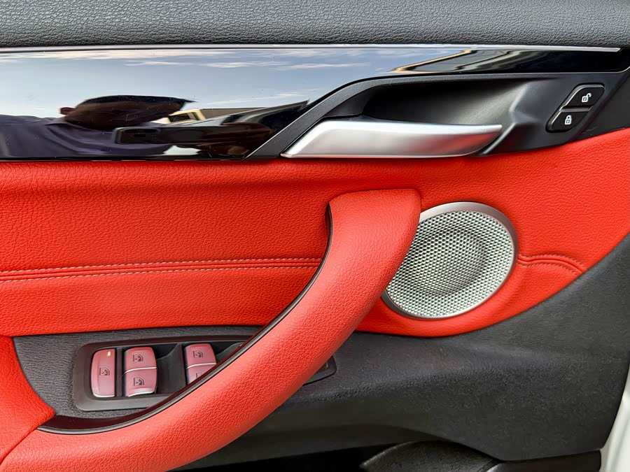 BMW X2 2020 car image #11