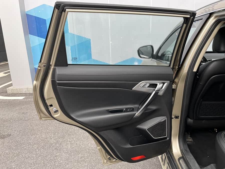 GEELY Boyue 2018 car image #11