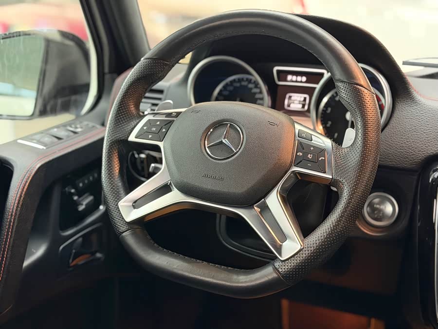 Mercedes-Benz G Class 2016 imagem de carro #11