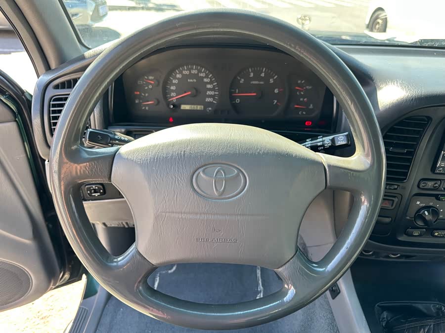 Toyota 2005 #11 Toyota 2005 car image #11