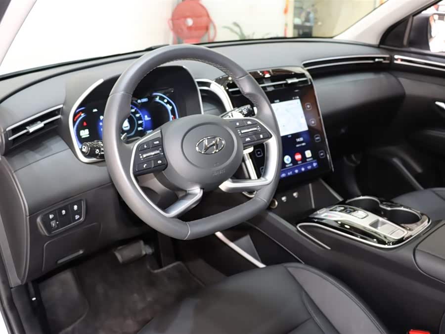 Hyundai Tucson 2024 car image #11