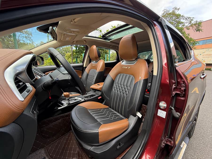 Soueast DX7 2017 car image #11