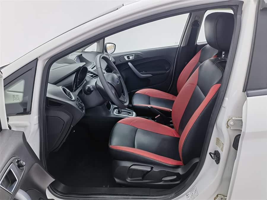 Ford Fiesta 2015 car image #11