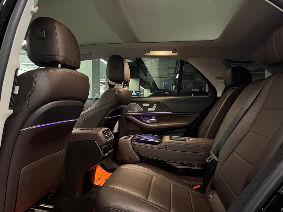 Mercedes-Benz GLE Class 2021 car image #11